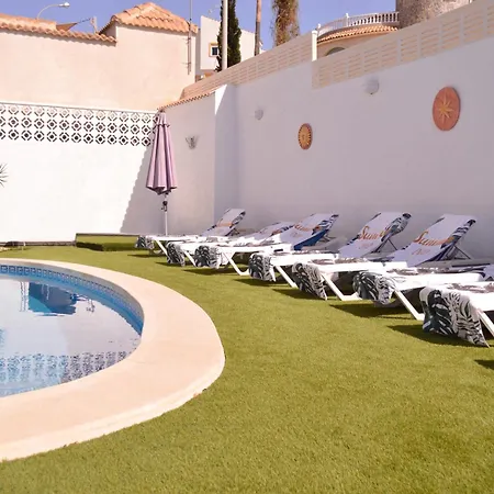 Casa Reni - 5 Bedroom With Private Pool *