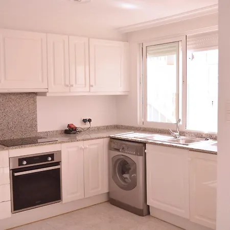 Casa Reni - 5 Bedroom With Private Pool