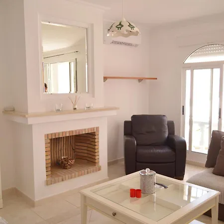 Casa Reni - 5 Bedroom With Private Pool